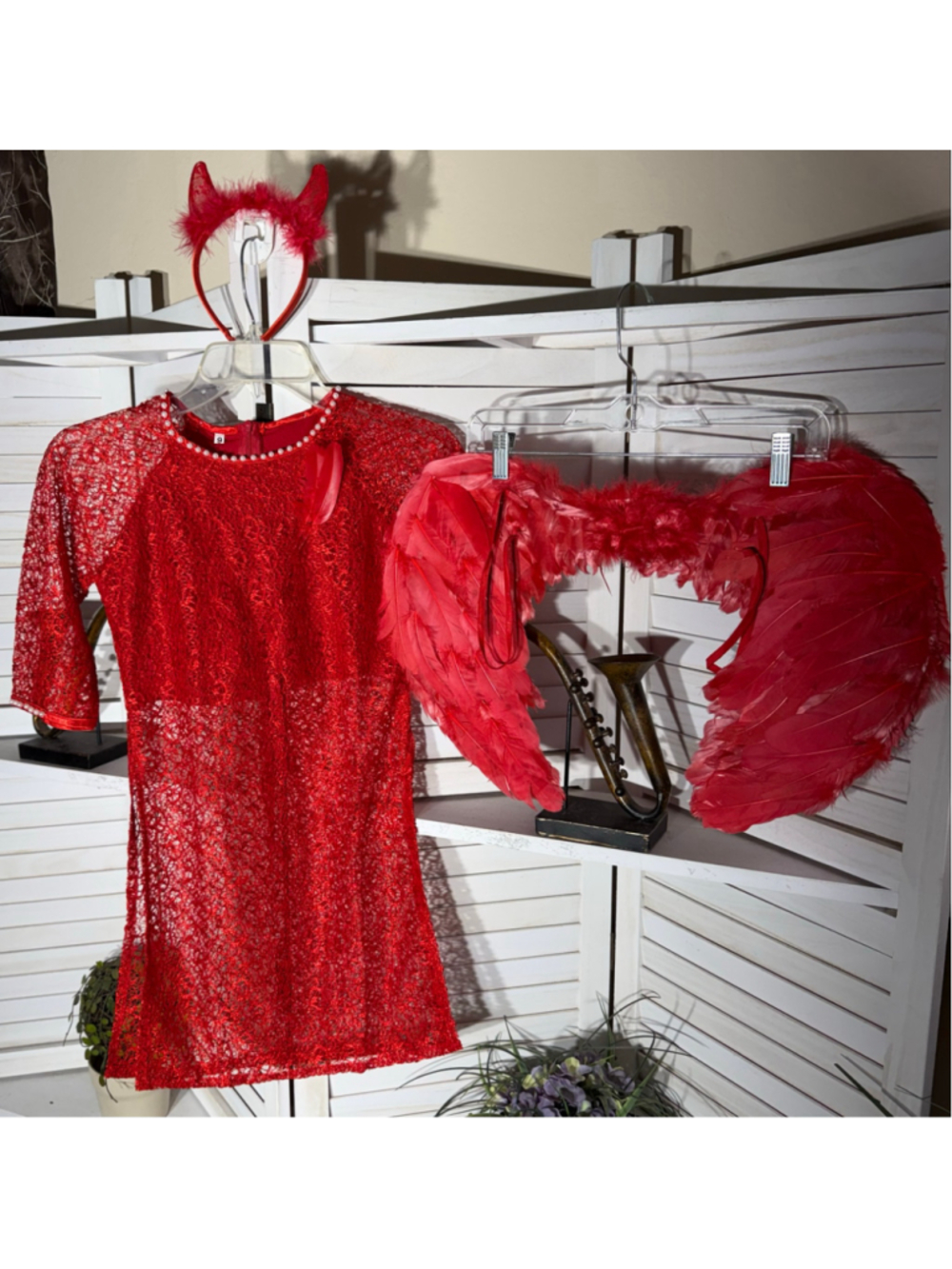 She Devil child's Halloween costume dress red lace horns wings girls sz 9